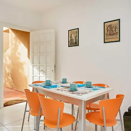 Mondello Adone 펜션