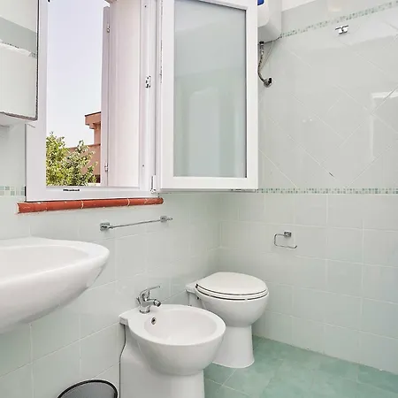 Mondello Adone 펜션